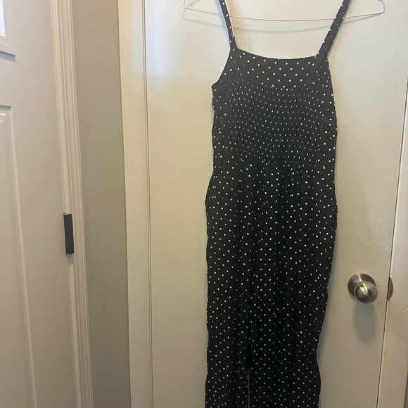 old navy cropped romper/jumpsuit - Picture 2 of 3
